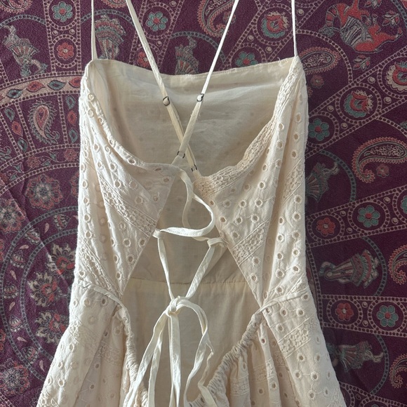 Urban Outfitters Cream Halter Sheath Eyelet Dress - Picture 4 of 16